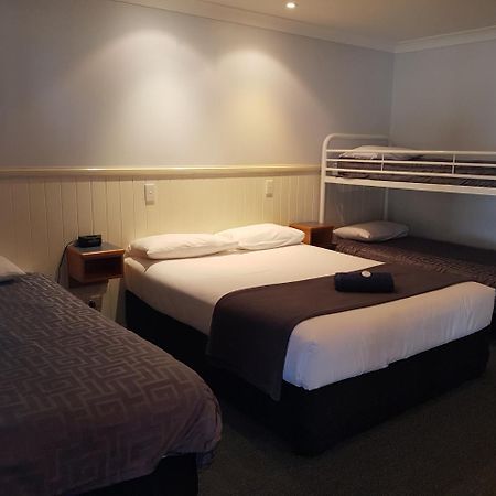 Dirranbandi Motor Inn Dış mekan fotoğraf