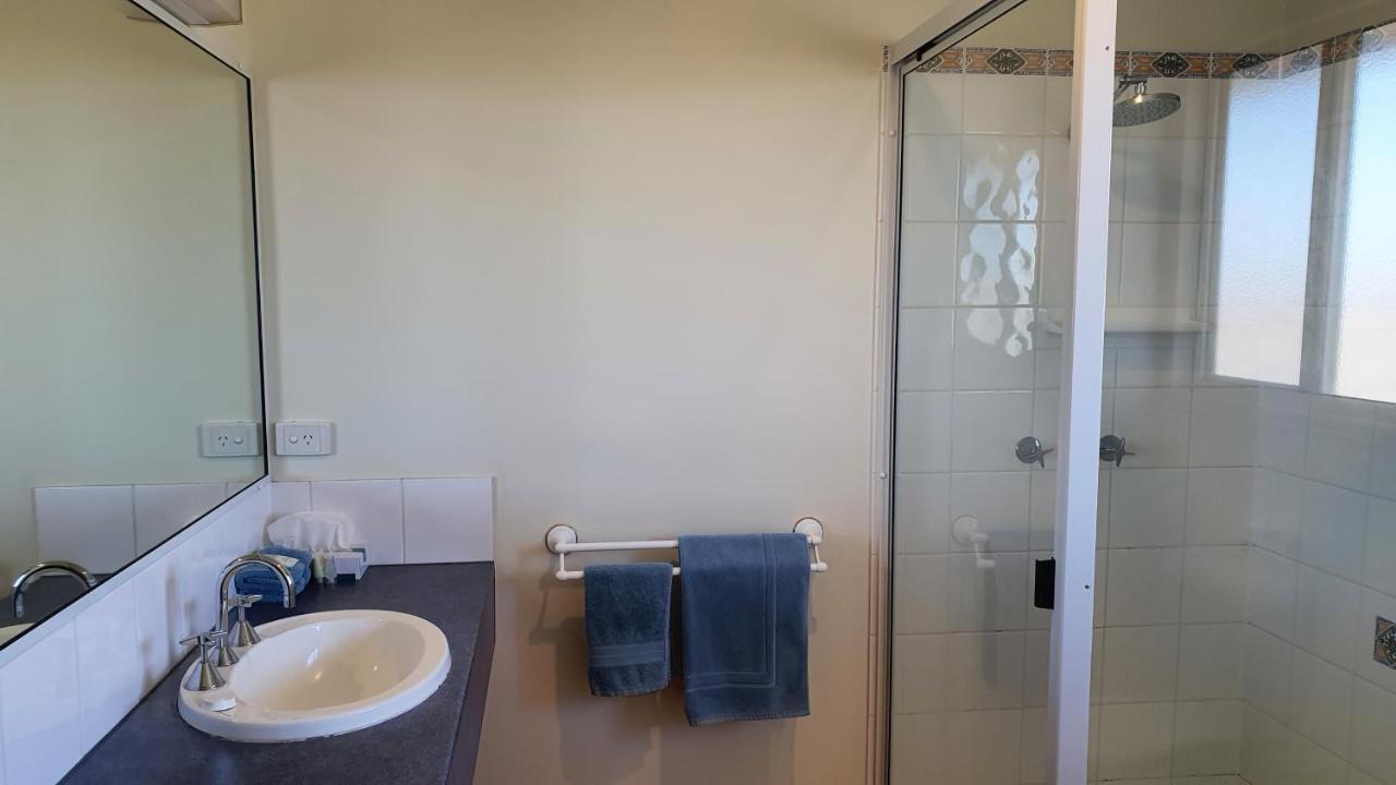 Dirranbandi Motor Inn Dış mekan fotoğraf