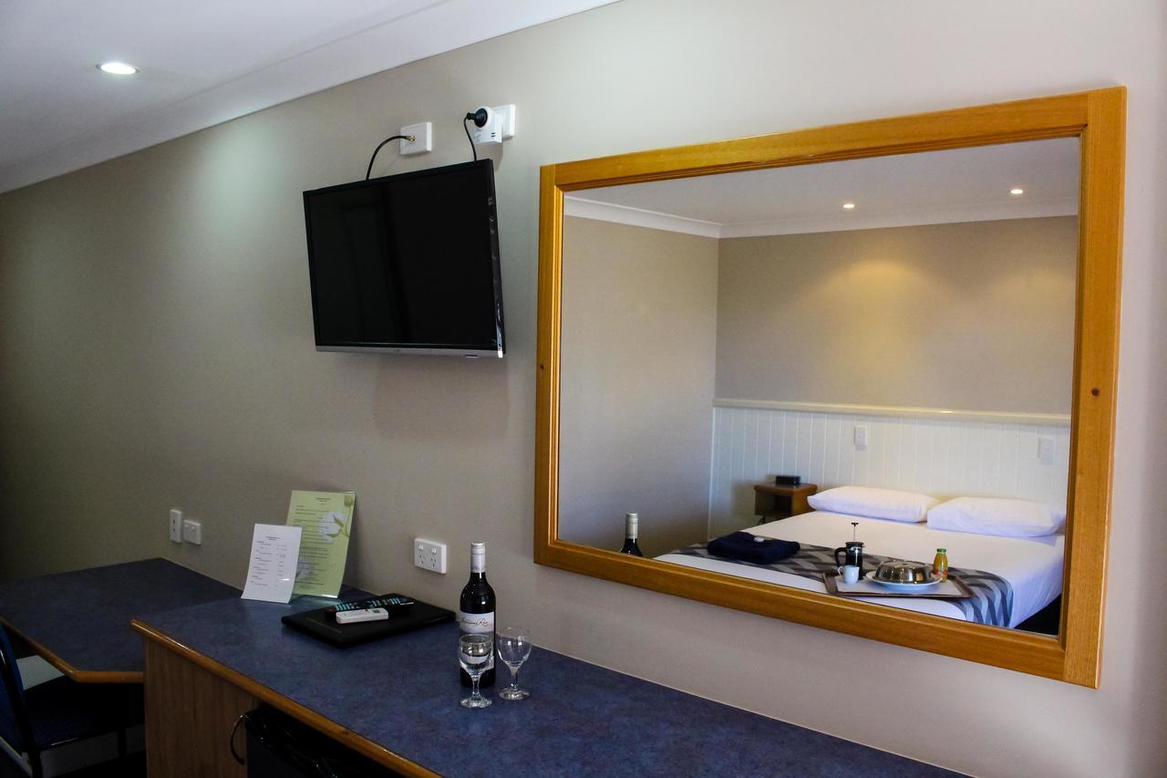 Dirranbandi Motor Inn Dış mekan fotoğraf